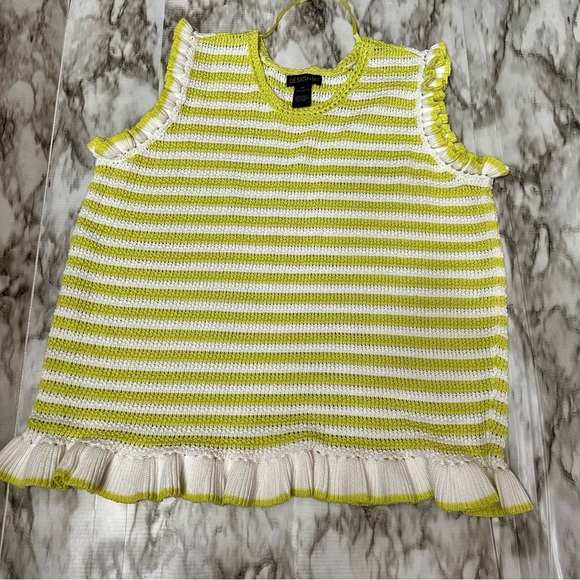 Design 356 Tops - Design 365 Frilly Green White Sleeveless Sweater Vest Sz 2X Eclectic Grandpa